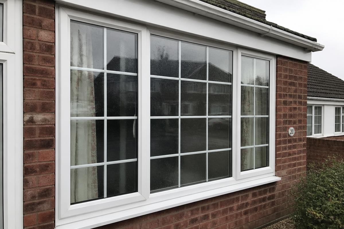 Georgian Bar Windows: Replacing Misty Glass Without Losing the Look
